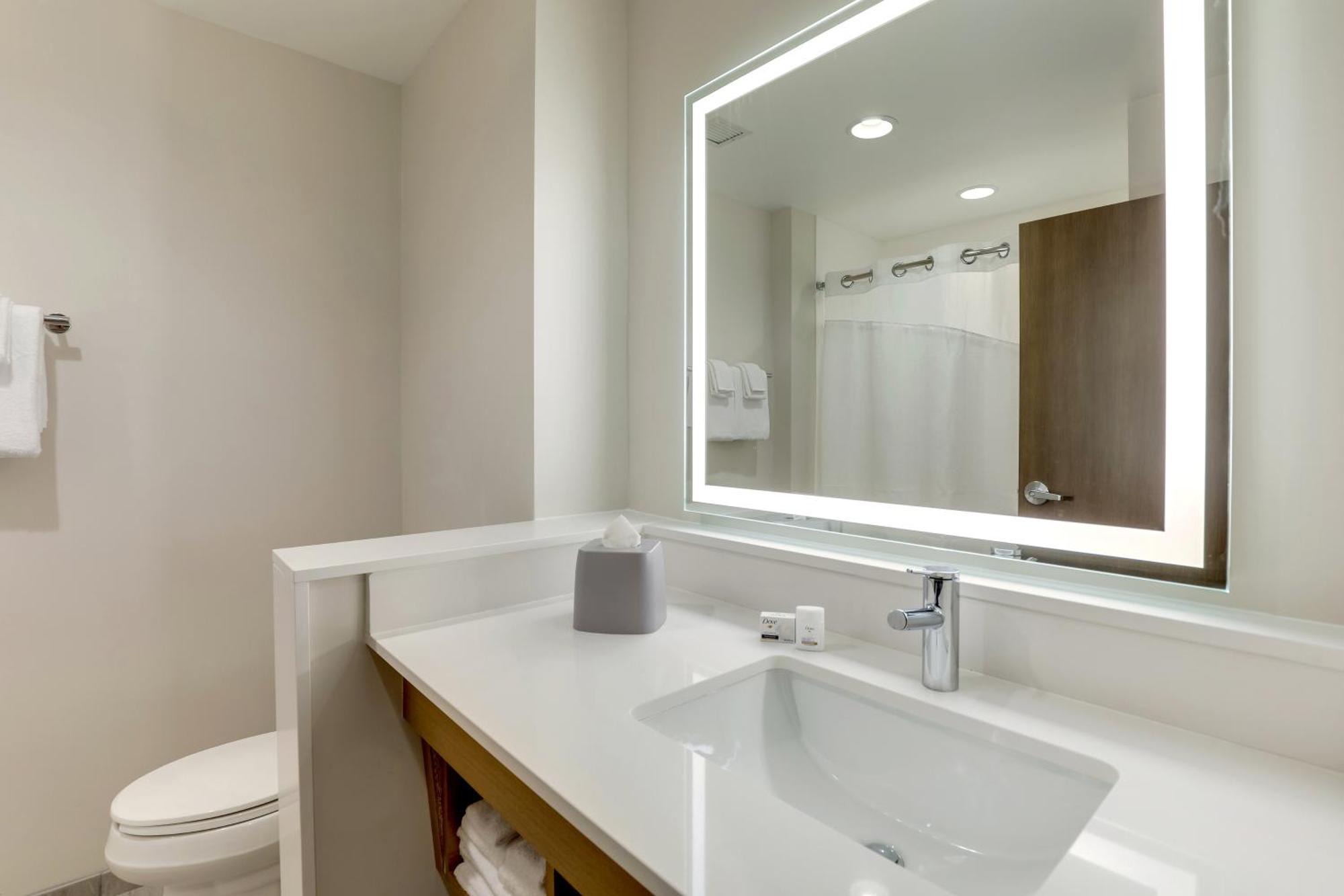 Holiday Inn Express Holly Springs - Raleigh Area By Ihg Buitenkant foto