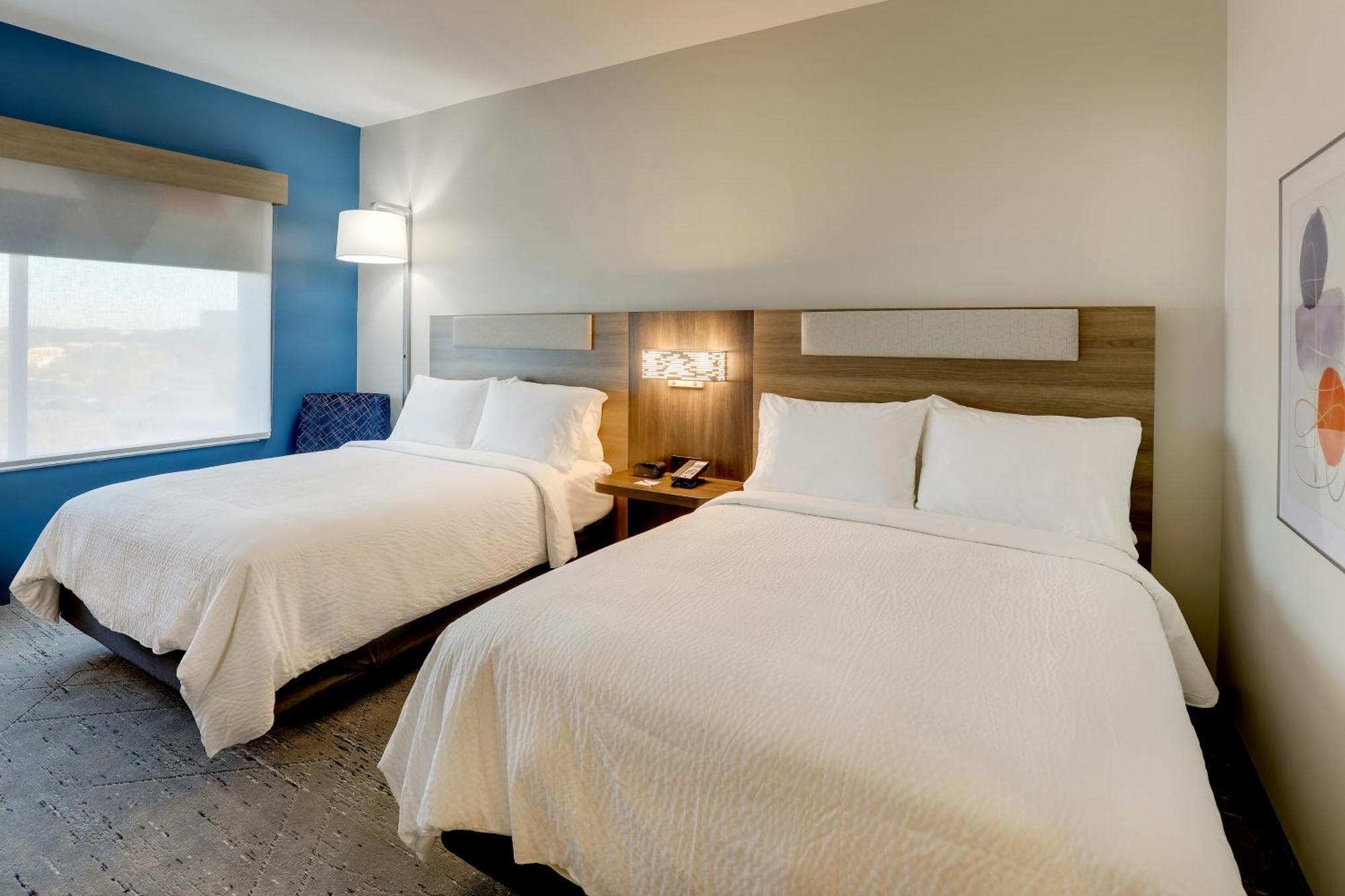 Holiday Inn Express Holly Springs - Raleigh Area By Ihg Buitenkant foto