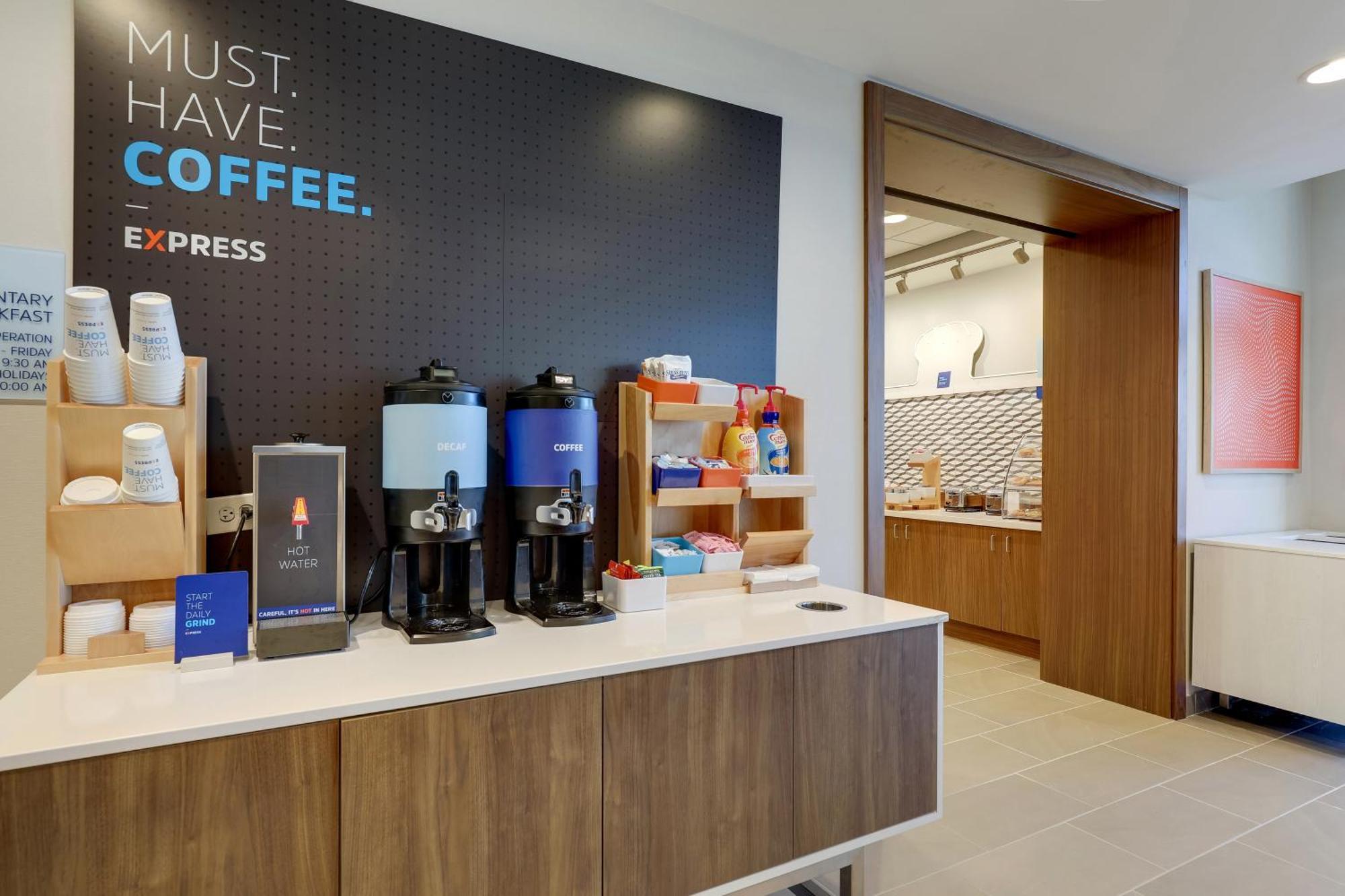 Holiday Inn Express Holly Springs - Raleigh Area By Ihg Buitenkant foto