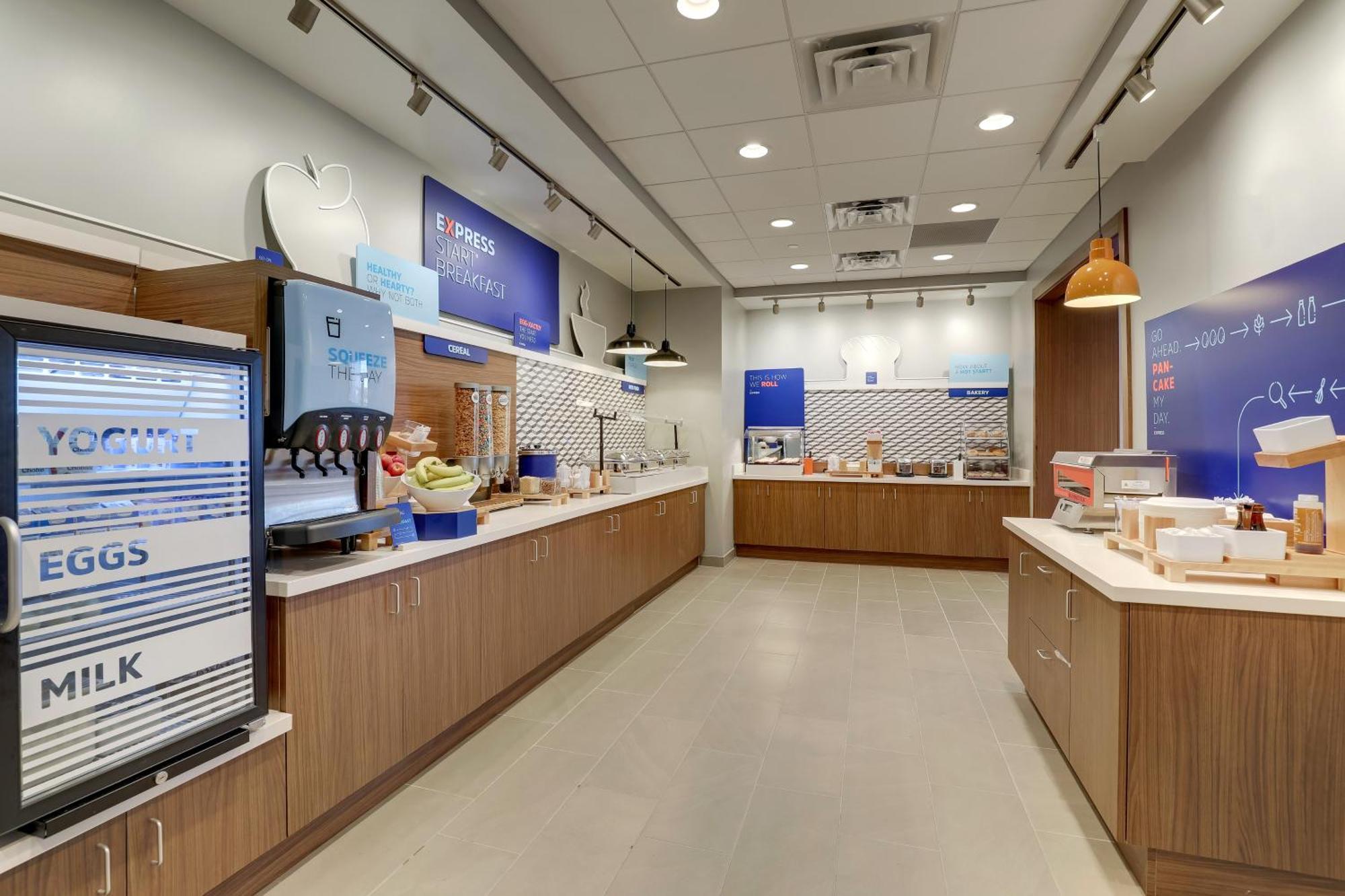 Holiday Inn Express Holly Springs - Raleigh Area By Ihg Buitenkant foto
