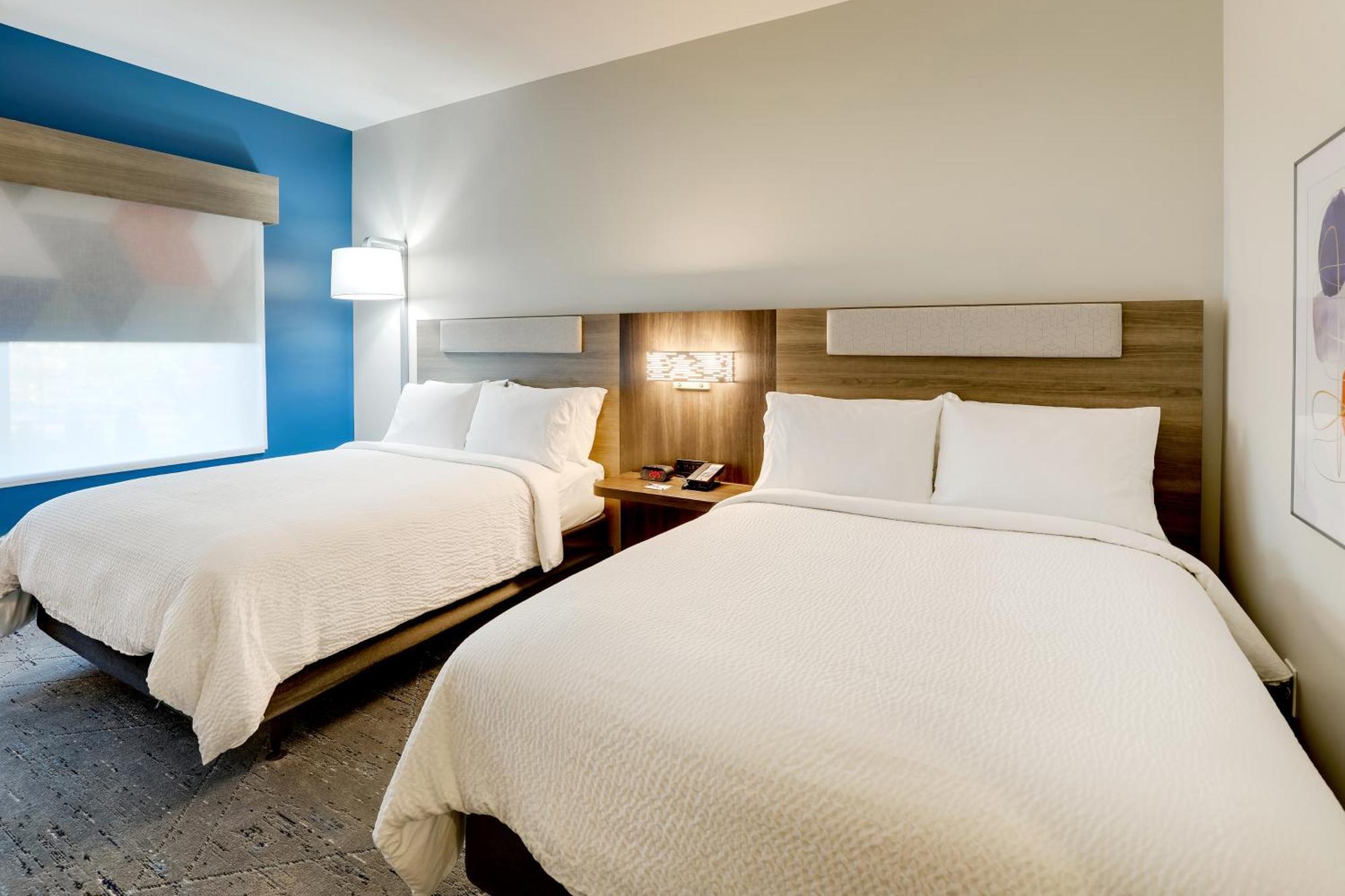 Holiday Inn Express Holly Springs - Raleigh Area By Ihg Buitenkant foto