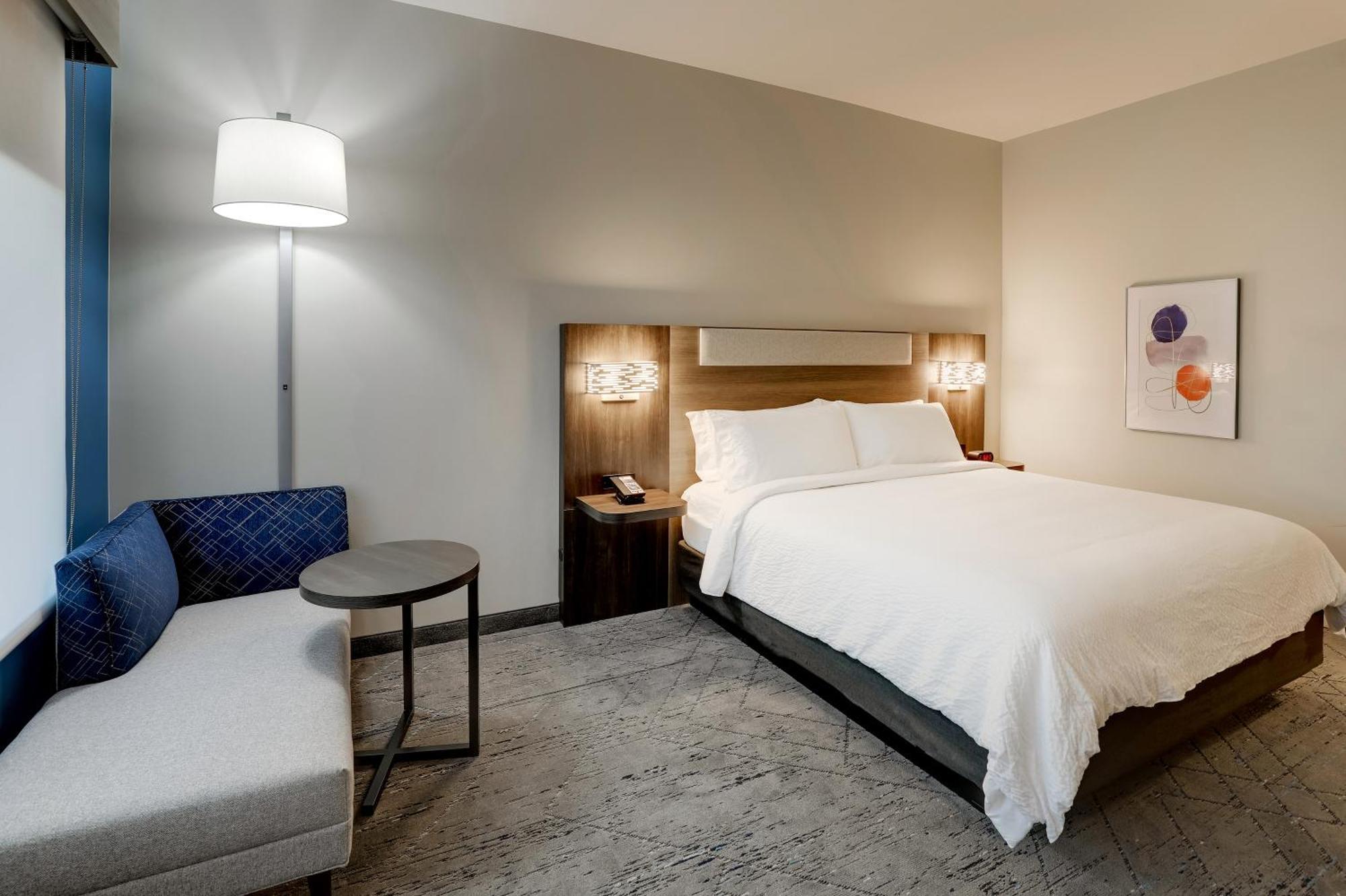 Holiday Inn Express Holly Springs - Raleigh Area By Ihg Buitenkant foto